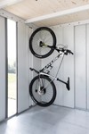Afbeelding bij optie Biohort fietshouder voor de Biohort Neo 1D Kwartsgrijs metallic Dubbele deur (89044)