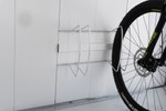 Afbeelding bij optie Biohort fietshouder voor de Biohort Neo 3D Zilver metallic Enkele deur (82031)