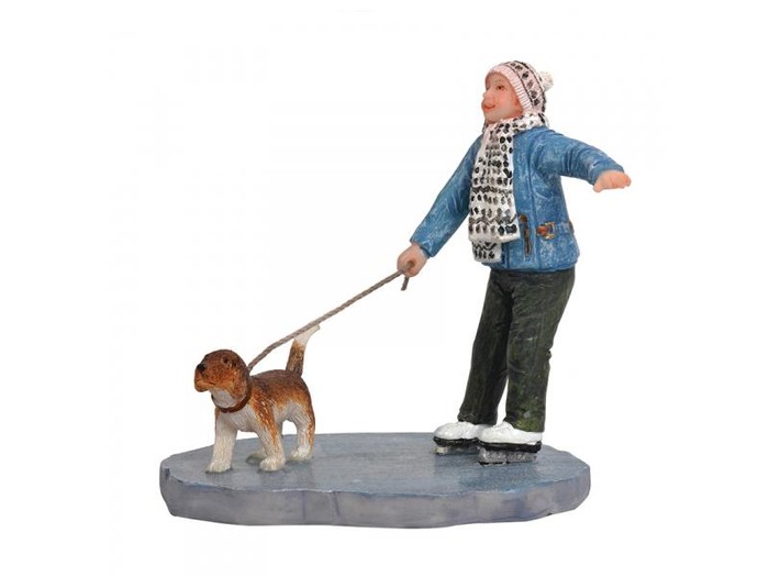 Afbeelding bij LuVille Marie skating with dog