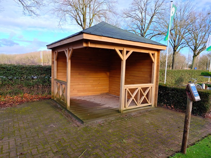 iGarden Paviljoen Puntdak 300 x 300 showmodel